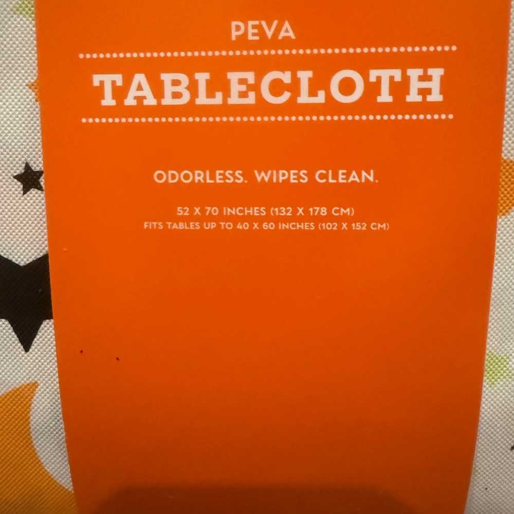 ⭐️ 3/$20 Cute HEB Texas Themed Halloween Tablecloth and Kitchen Towel- NWT - Picture 3 of 4